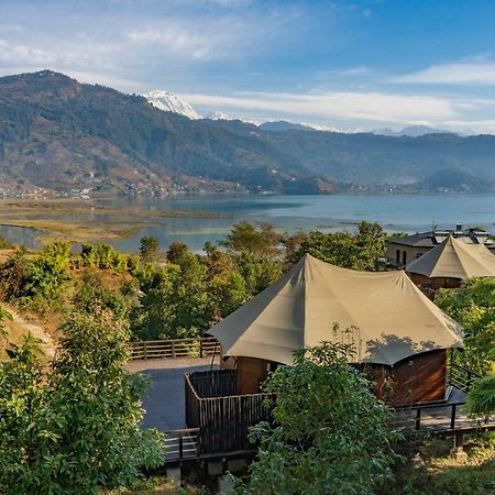 The Pavilions Himalayas Lake View Покхара Екстер'єр фото