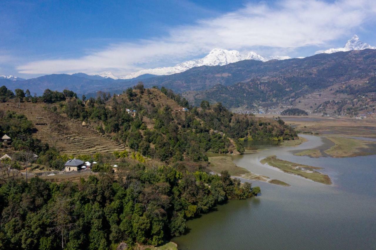 The Pavilions Himalayas Lake View Покхара Екстер'єр фото