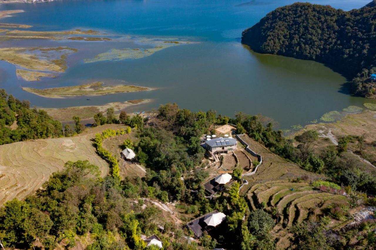 The Pavilions Himalayas Lake View Покхара Екстер'єр фото