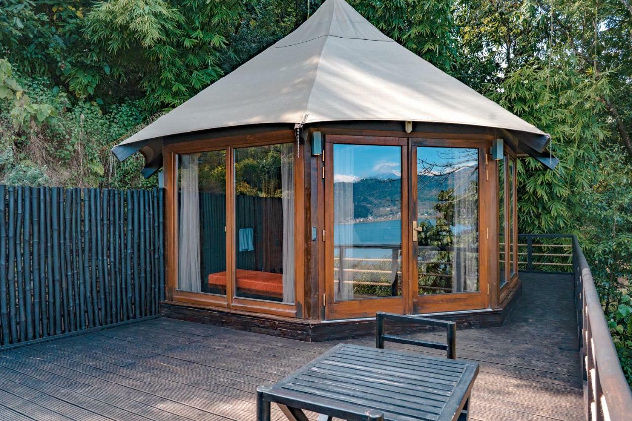 The Pavilions Himalayas Lake View Покхара Екстер'єр фото