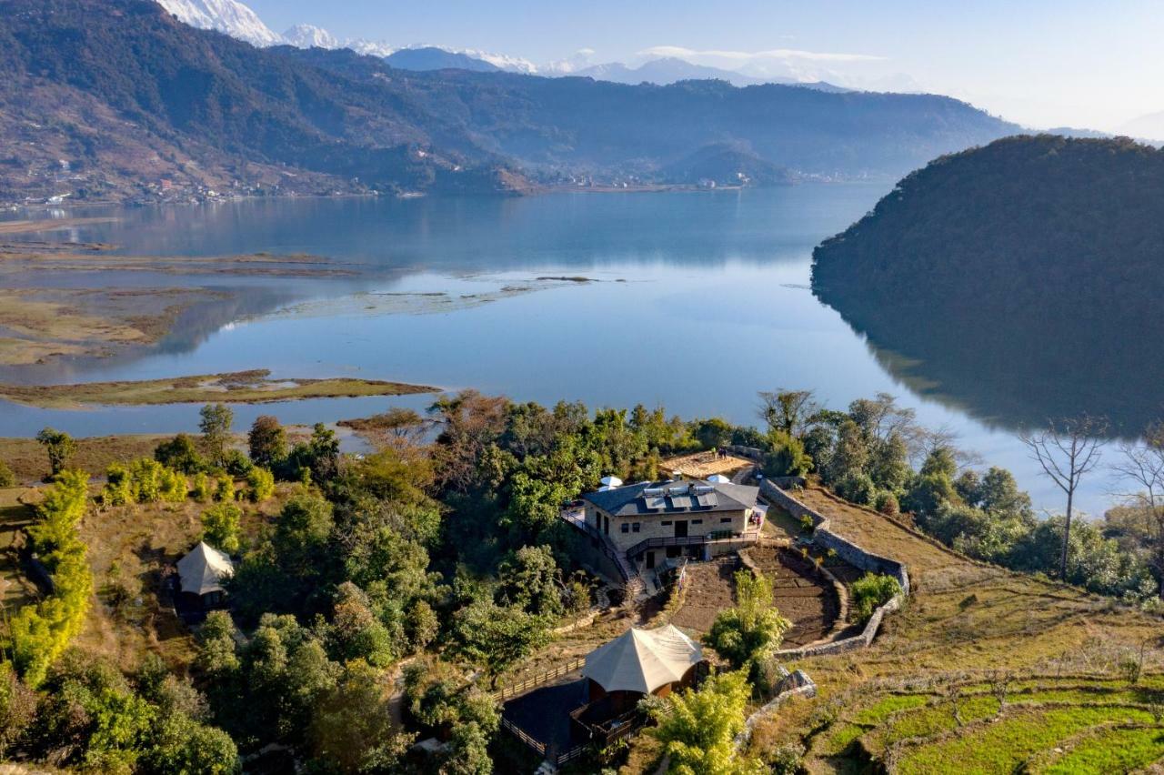 The Pavilions Himalayas Lake View Покхара Екстер'єр фото
